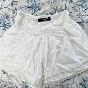Hollister white skirty shorts